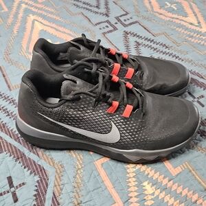 Nike Tiger Woods TW 15 Golf Shows